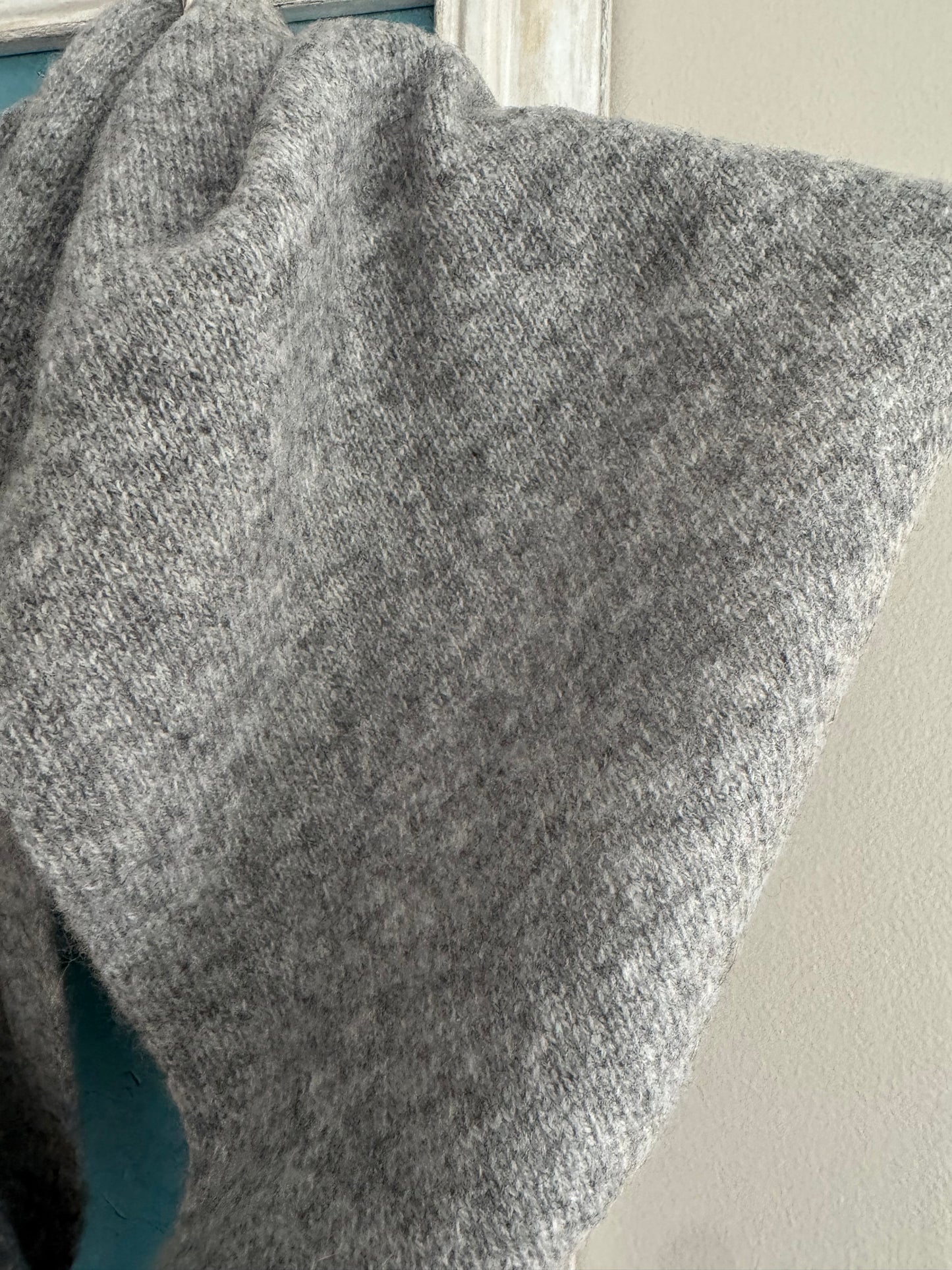 Pure Wool Knit Triangle Scarf - Light Grey