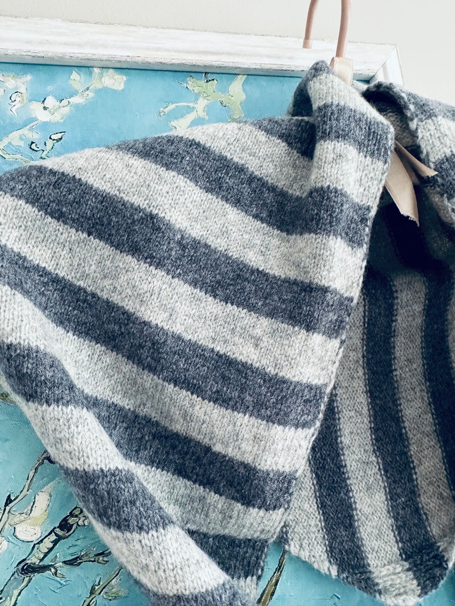 Pure Wool Knit Triangle Scarf - Striped Grey