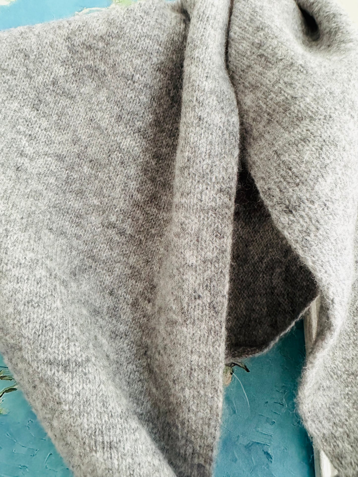 Pure Wool Knit Triangle Scarf - Light Grey