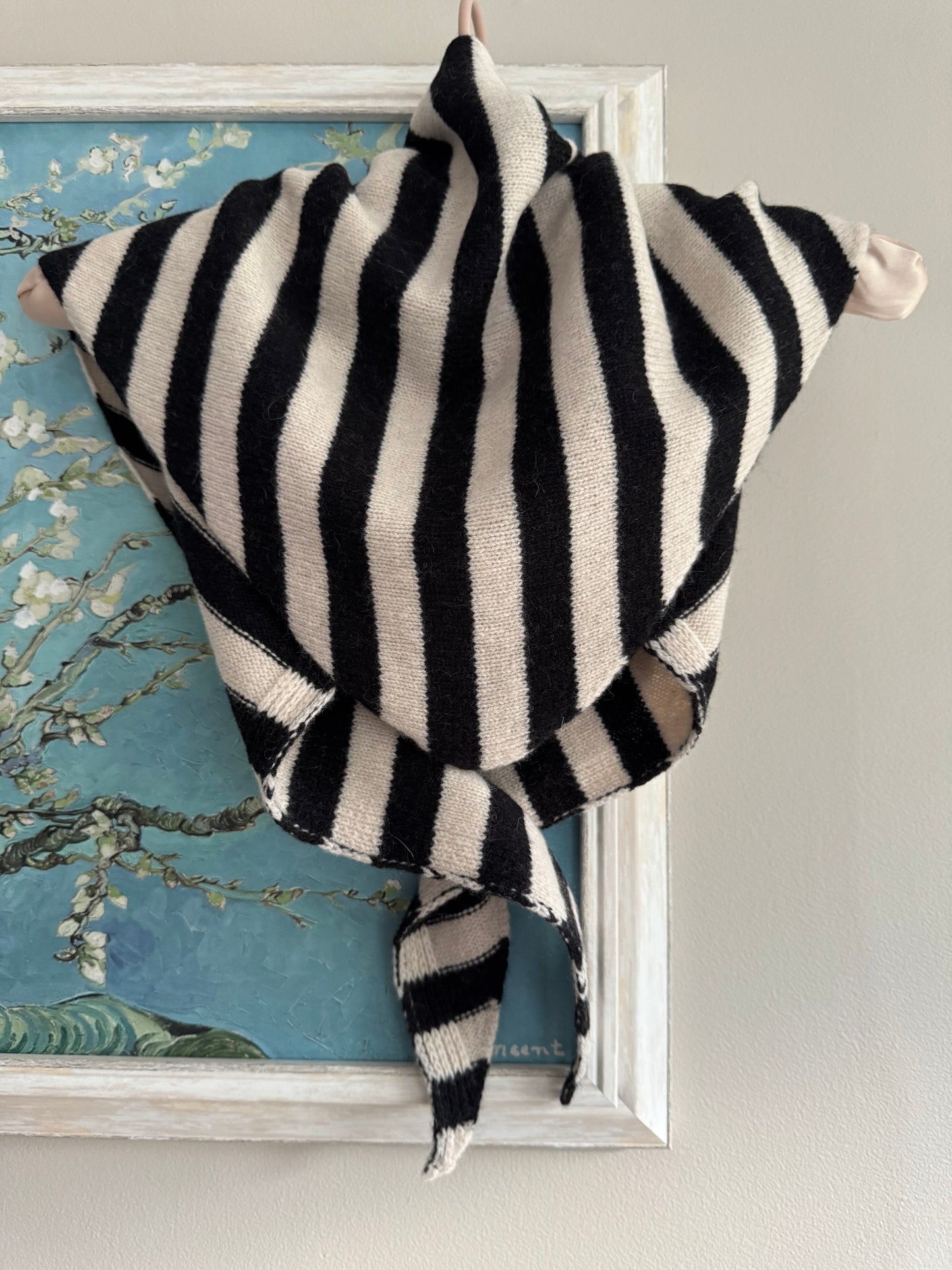 Pure Wool Knit Triangle Scarf - Striped Black / Cream