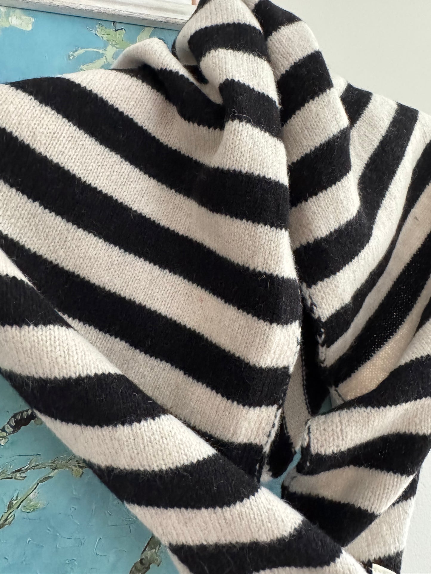 Pure Wool Knit Triangle Scarf - Striped Black / Cream