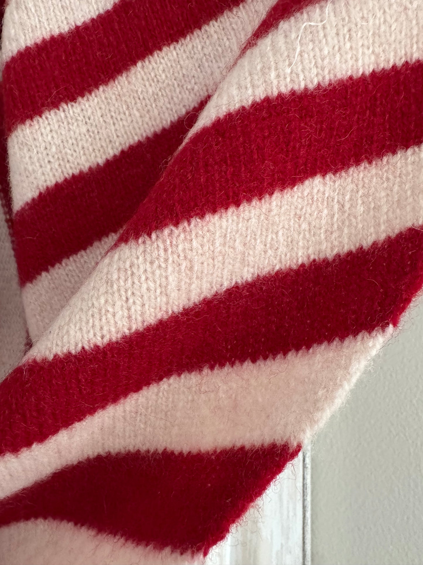 Pure Wool Knit Triangle Scarf - Striped Red / Cream